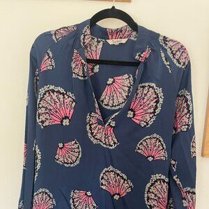 Tucker Turquoise blue Silk Blouse fan shell print smocked collar